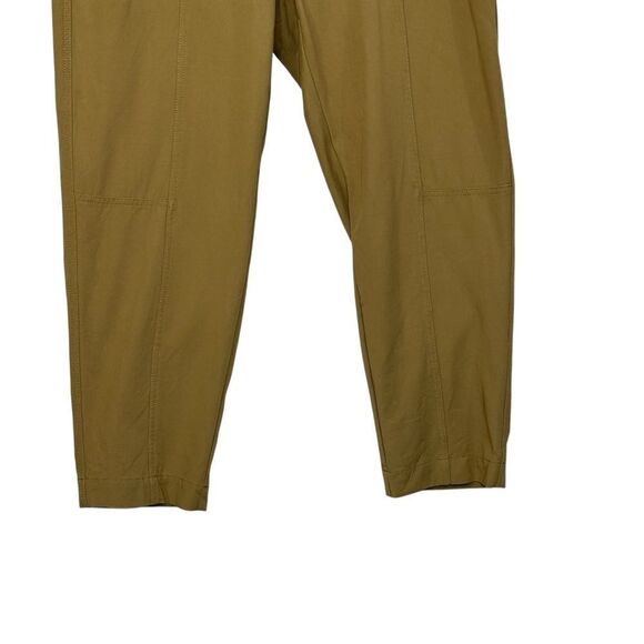 Banana Republic Refined Utility High Waist Pants in Brown | Size 14 - Picture 3 of 9